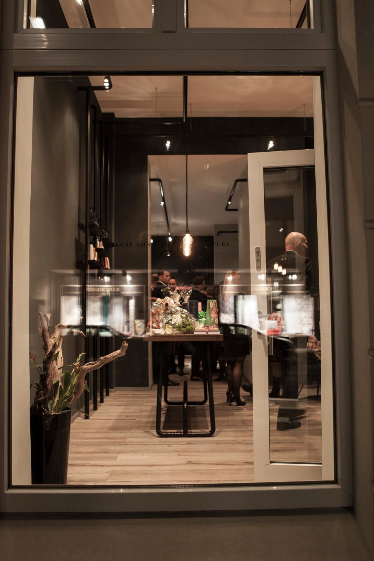 Bailas Contemporary Coiffure PRE-OPENING NOVEMBER 2015