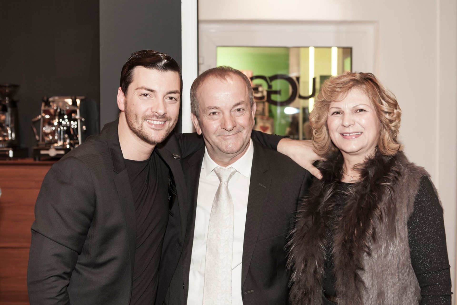 Bailas Contemporary Coiffure PRE-OPENING NOVEMBER 2015